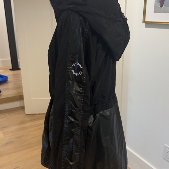 Lilybod | Clara Windbreaker | Black - Picture 4 of 13
